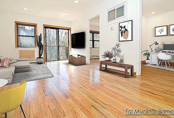 1st image of 150 Forsyth St #3N