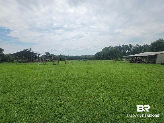 2nd image of 21140 Phillipsville Rd
