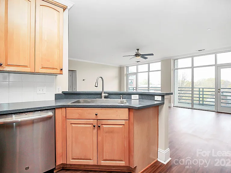400 N Church St #414 — Photo 17