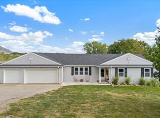 22557 Elrod Ave, Glenwood, IA 51534