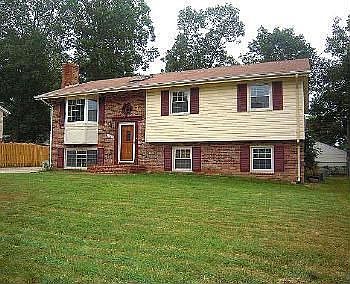 4th image of 15015 Tarleton Dr