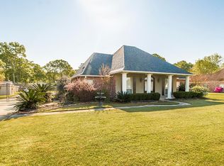 16440 Ole Homestead Ln, Prairieville, LA 70769