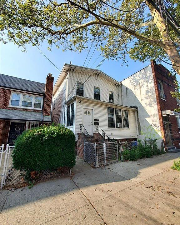2nd image of 10849 43rd Avenue