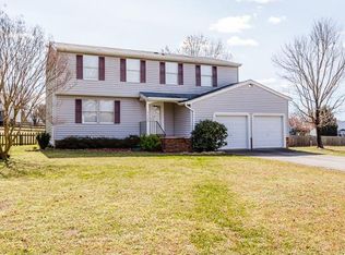 6325 Queens Lace Rd, Mechanicsville, VA 23111