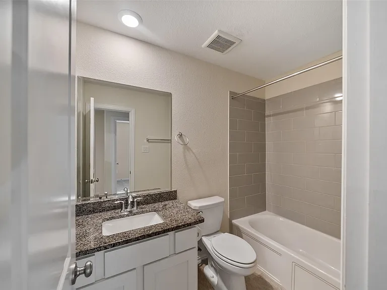 708 Ivory Manor Dr — Photo 18