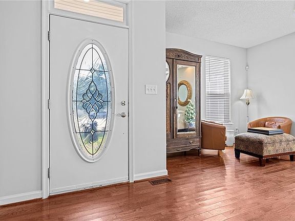 2nd image of 1817 Coral Bay Ct