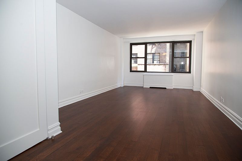 1st image of 305 E 40th St APT 6W