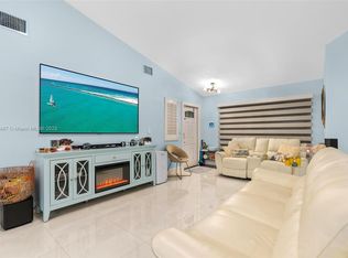 17900 SW 143rd Ct, Miami, FL 33177