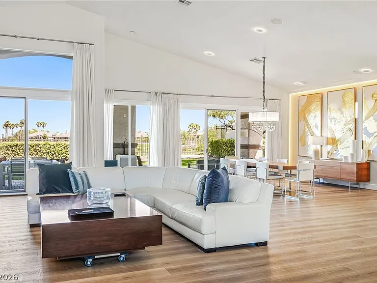 404 Summer Mesa Dr — Photo 2