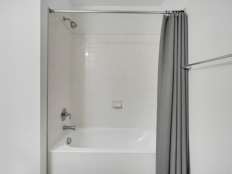 21072 E 60th Ave — Photo 19
