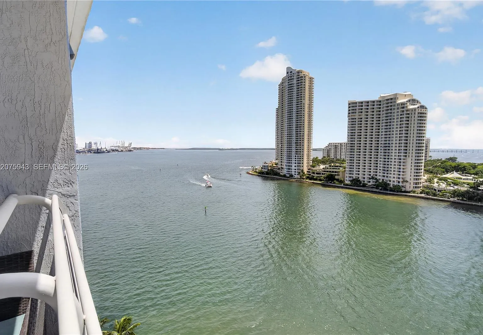 One Miami East Condo — Photo 3