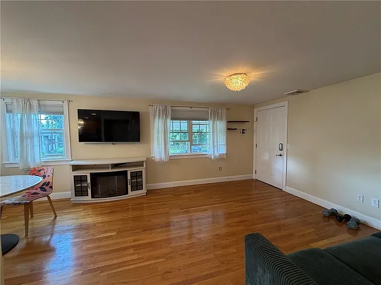 40 Prospect Ave #A4 — Photo 6