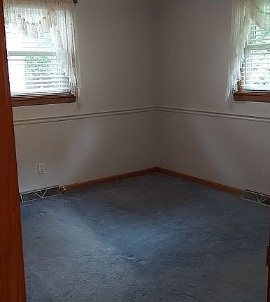 2nd image of 2864 Bears Den Ct