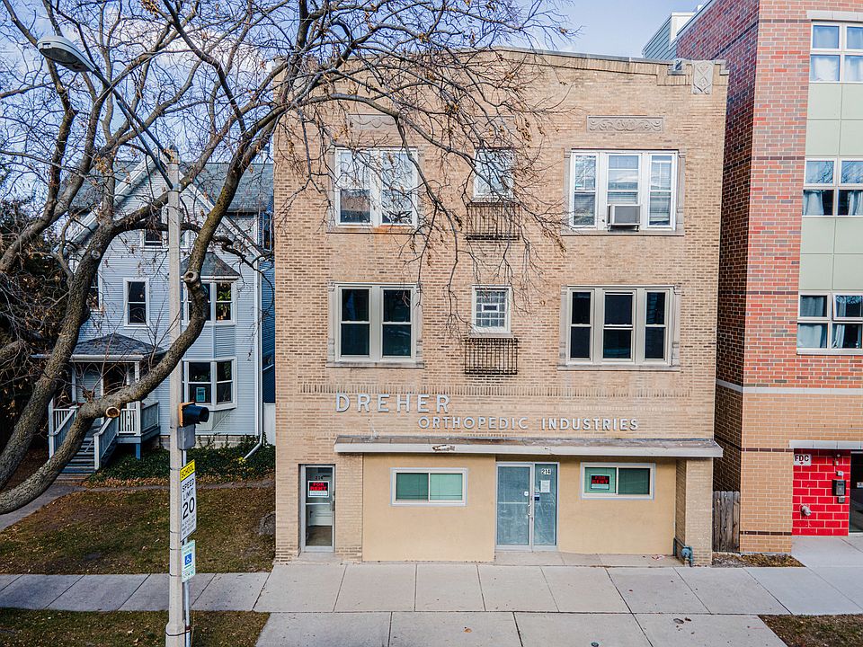 1st image of 214 Chicago Ave #1