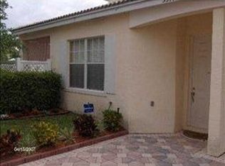 5514 Boynton Gardens Dr, Boynton Beach, FL 33437