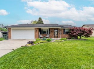 3330 Honeysuckle Dr, Troy, OH