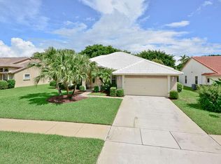 10767 Seacliff Cir, Boca Raton, FL 33498