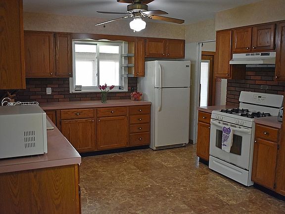 5th image of 419 W Lawrence Ave