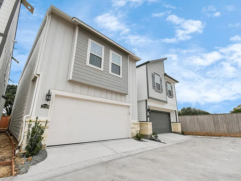 17129 White Acer Way — Photo 38