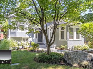 855 E 22nd Ave, Vancouver, BC V5V1V8