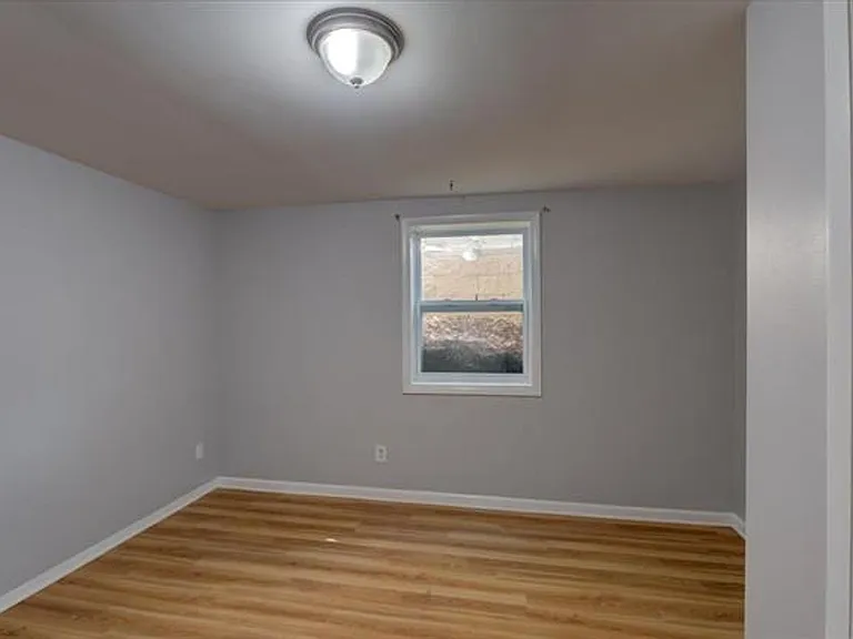3909 Patrick Henry Way — Photo 38