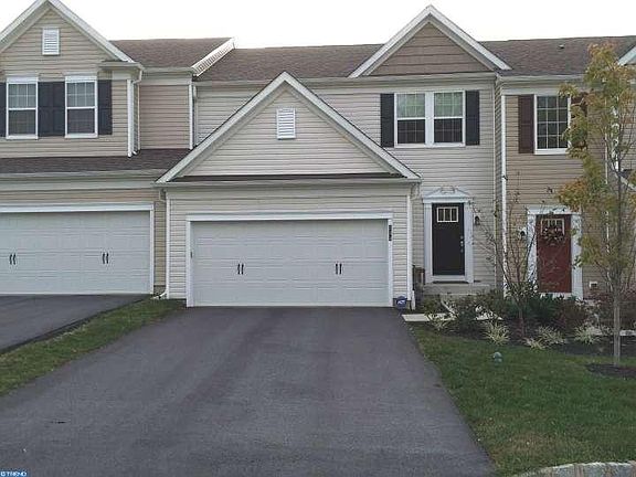 4th image of 144 Sills Ln