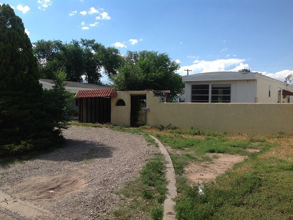 2nd image of 914 W 14th St