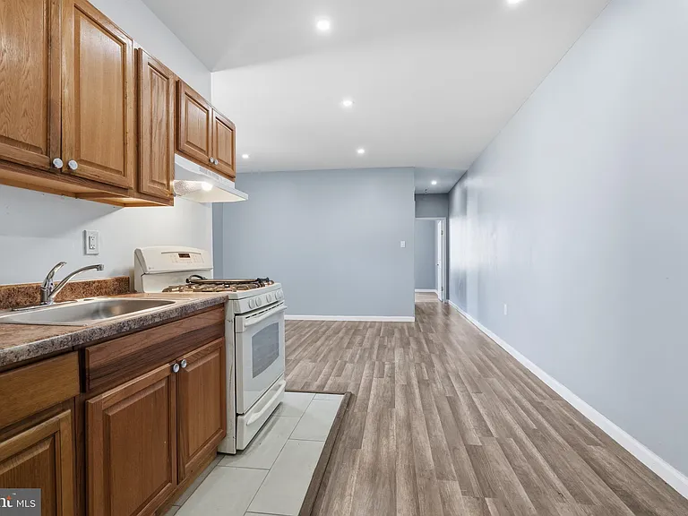 4721 Melrose St #23 — Photo 7