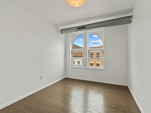 5th image of 5170 Butler St #F530c3107