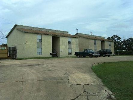 1st image of 2813 Cypress Bend Cir APT A
