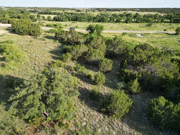 46 Serenity Dr, Bertram, TX 78605