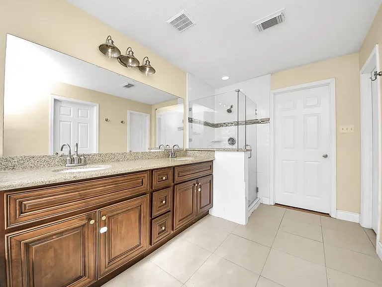 5618 Painted Trail Dr — Photo 12