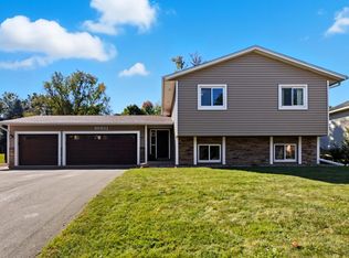 112129 Haering Ln, Chaska, MN 55318