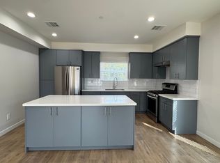 5124 Denny Ave #5124, North Hollywood, CA 91601