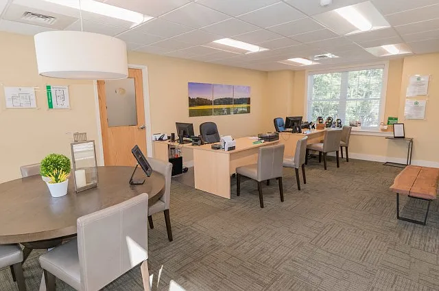 Leasing and Management Office