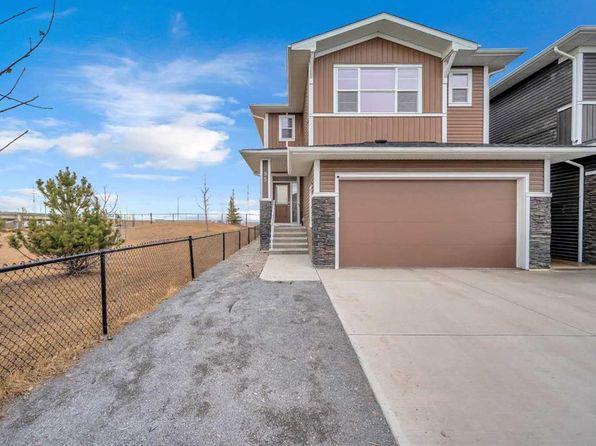 95 SE Redstone Hts NE, Calgary, AB T3N 1P4