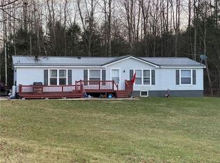 2705 Vanderbilt St, Commodore, PA 15729