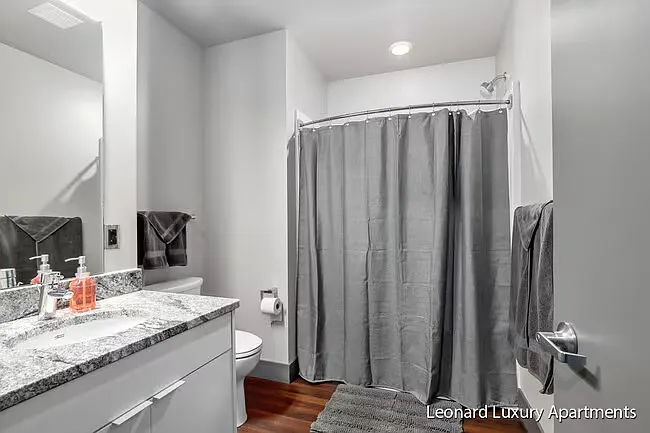 The Leonard Luxury Apartments — Photo 90