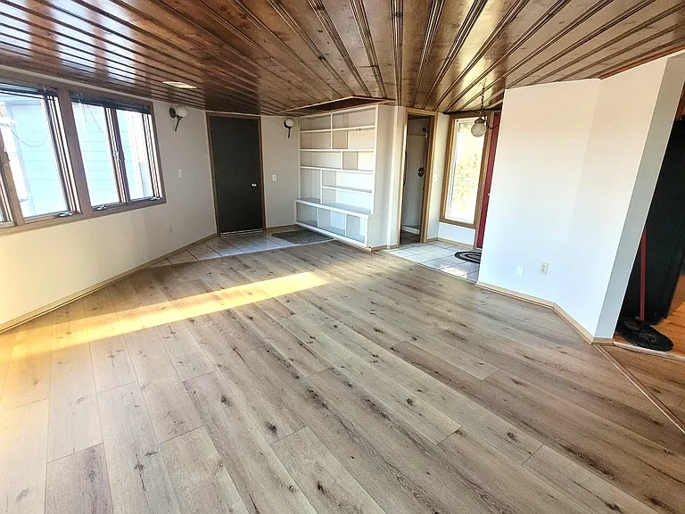 1055 Platteview Dr — Photo 11