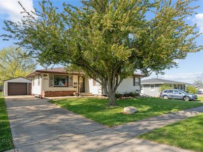 2235 1st Ave, Marion, IA, 52302