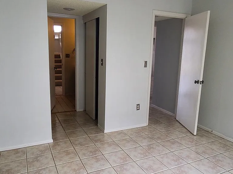 133 Blue Spruce Ct — Photo 15