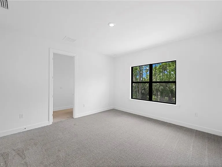 4246 Sonoma Oaks Cir — Photo 15