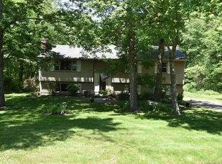 62 Indian Hill Rd, Collinsville, CT 06019