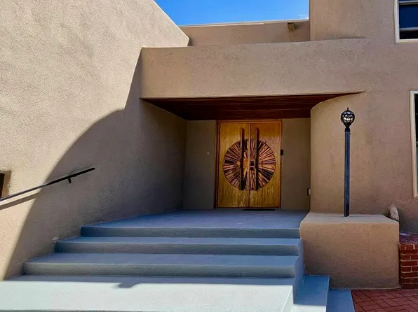 203 Spring Creek Dr NE, Albuquerque, NM 87122