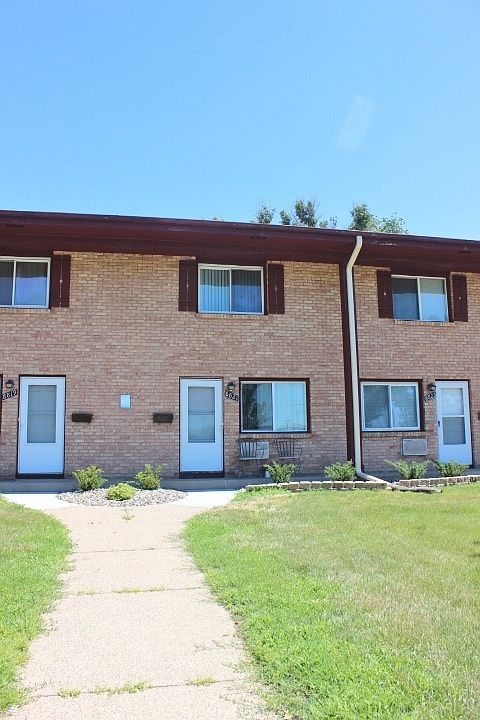 1st image of 8821 Wentworth Ave S