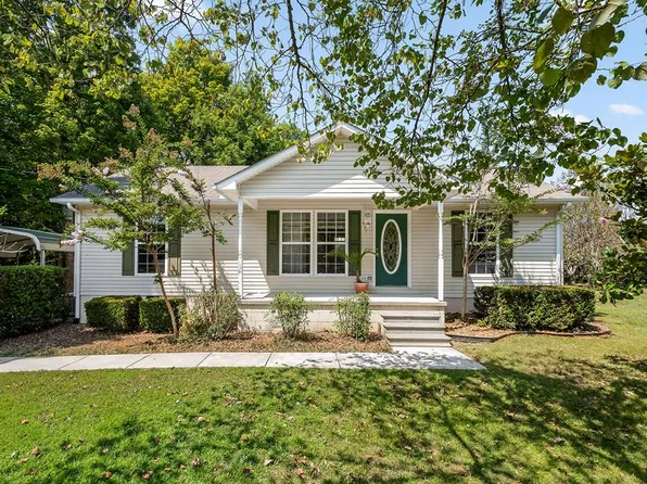 527 Burks Ln, Cookeville, TN 38506