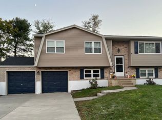 8 Northumberland Dr, Eastampton, NJ 08060