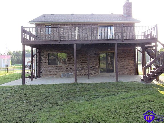 3rd image of 129 Skyline Dr