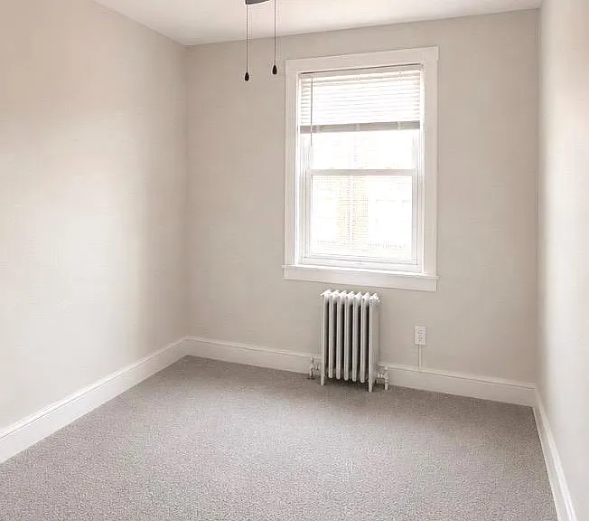 119 Whitely Ter — Photo 14