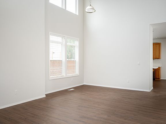 3rd image of 9015 NE 52nd Ave